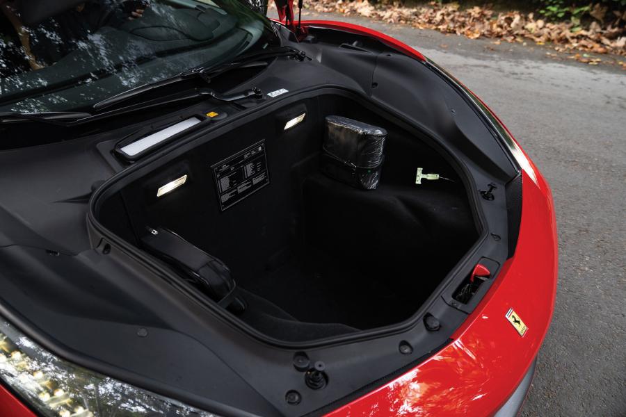 Багажник Ferrari 488 Spider The Magnum PI (226129) 2017 года  (фото 32 из 33)